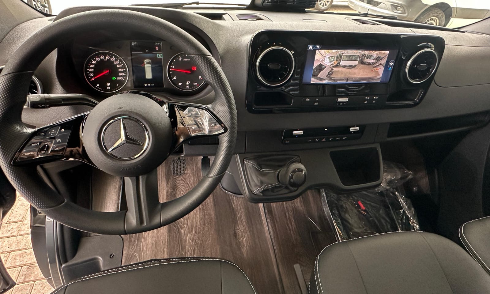 WhatsApp Image 2025-05-31 at 16.24.31 (2).jpeg